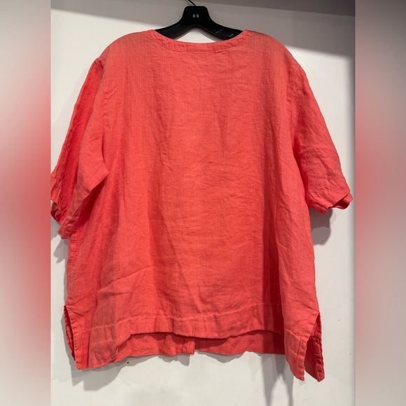 Eileen Fisher Boxy Fit Linen V Neck Top Size 1X - Picture 2 of 3